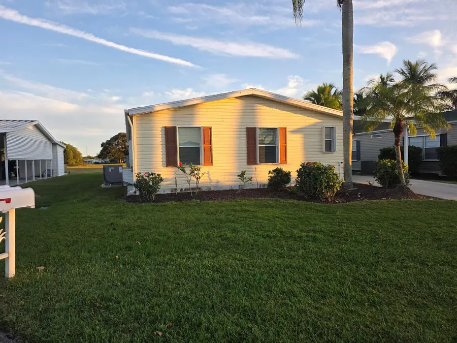 3033 Satinleaf Lane, Port Saint Lucie, FL 34952 - Image #3