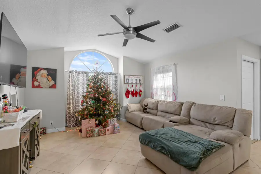 1839 Banyan Creek Circle N, Boynton Beach, FL 33436 - Image #3