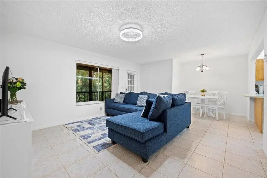 436 Pine Glen Lane #B-2, Greenacres, FL 33463 - Image #2