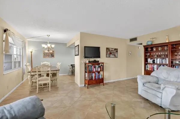 3009 Yarmouth A #3009, Boca Raton, FL 33434