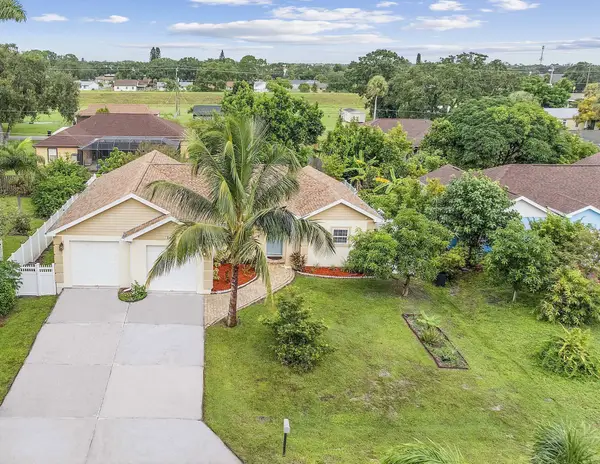 1651 Alpha Street Ne, Palm Bay, FL 32907