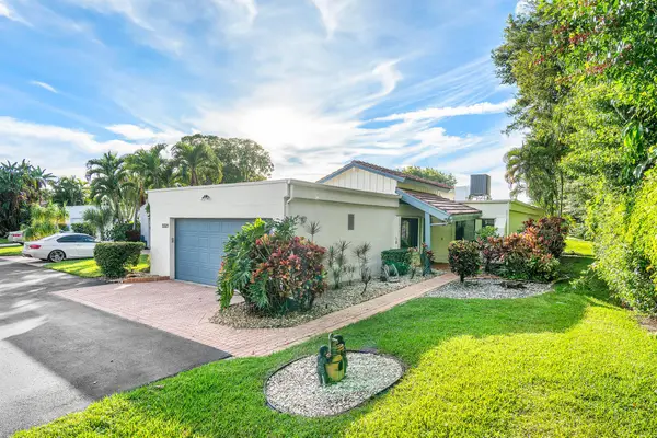 5501 Ainsley Court, Boynton Beach, FL 33437