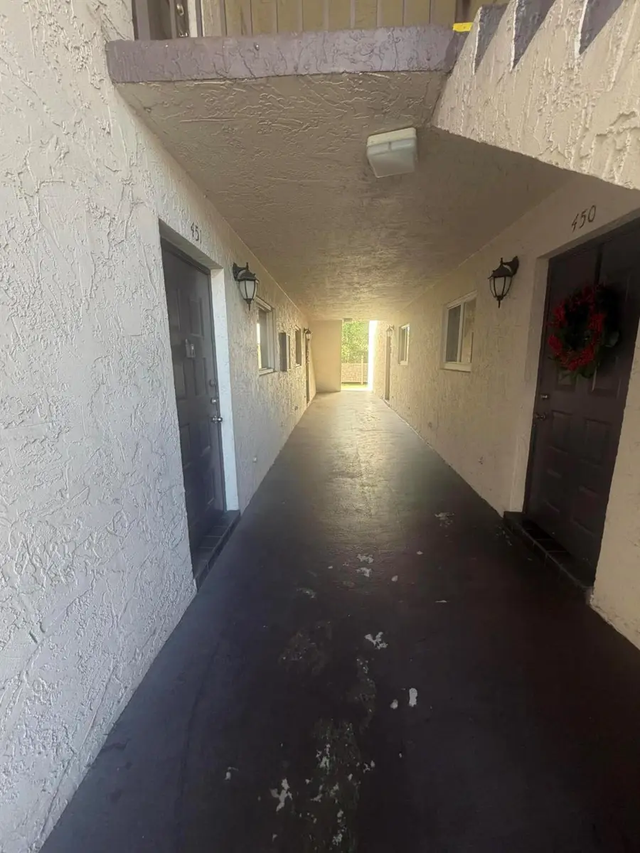 451 N Laurel Drive #1502, Margate, FL 33063 - Image #2