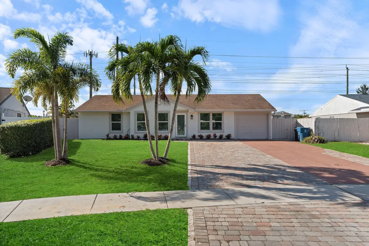 1104 Grandview Circle, Royal Palm Beach, FL 33411 - Image #1