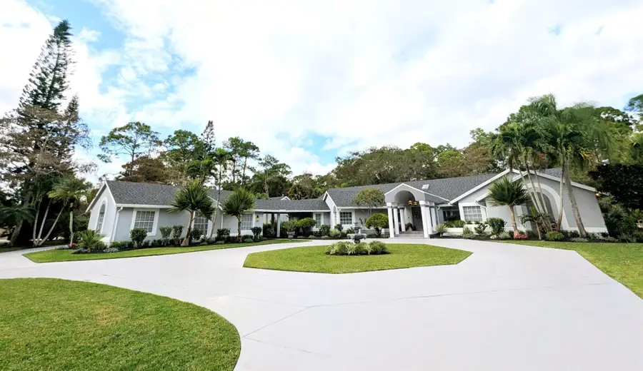 14708 Stirrup Lane, Wellington, FL 33414 - Image #2