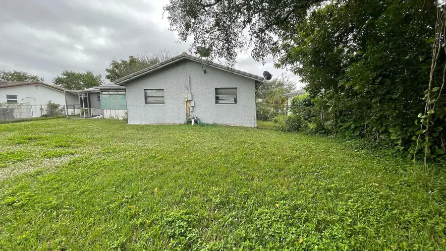 11095 NW 37th Street, Coral Springs, FL 33065 - Image #3