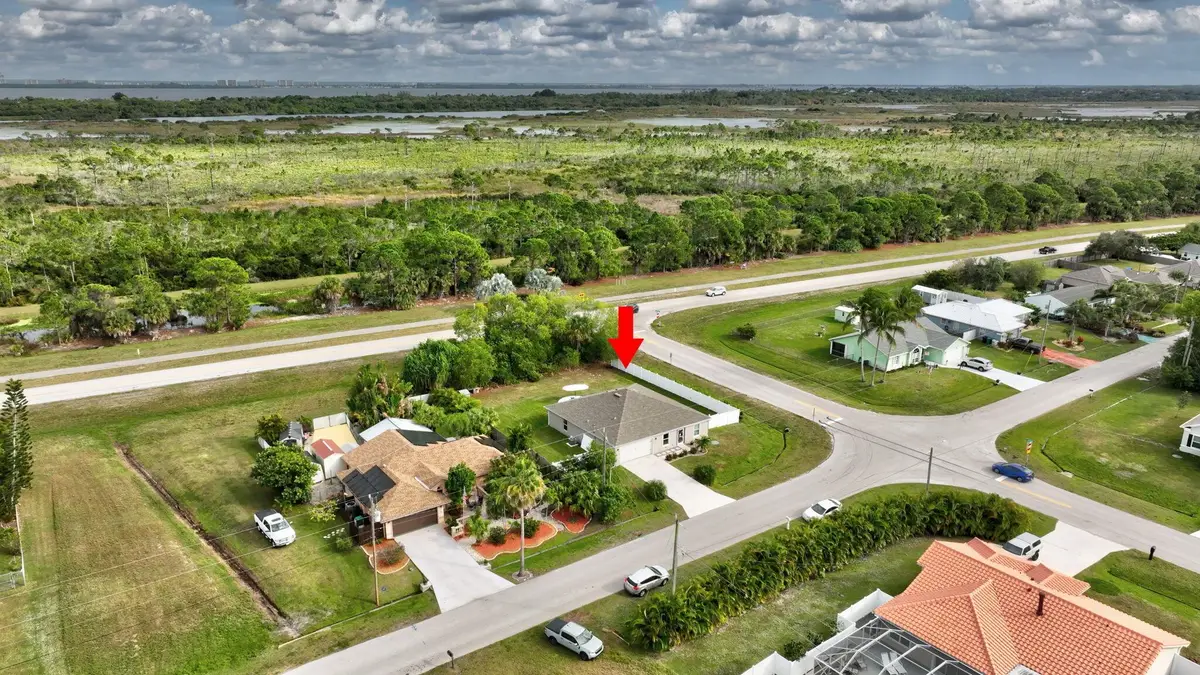 3002 SE East Blackwell Drive, Port Saint Lucie, FL 34952 - Image #1