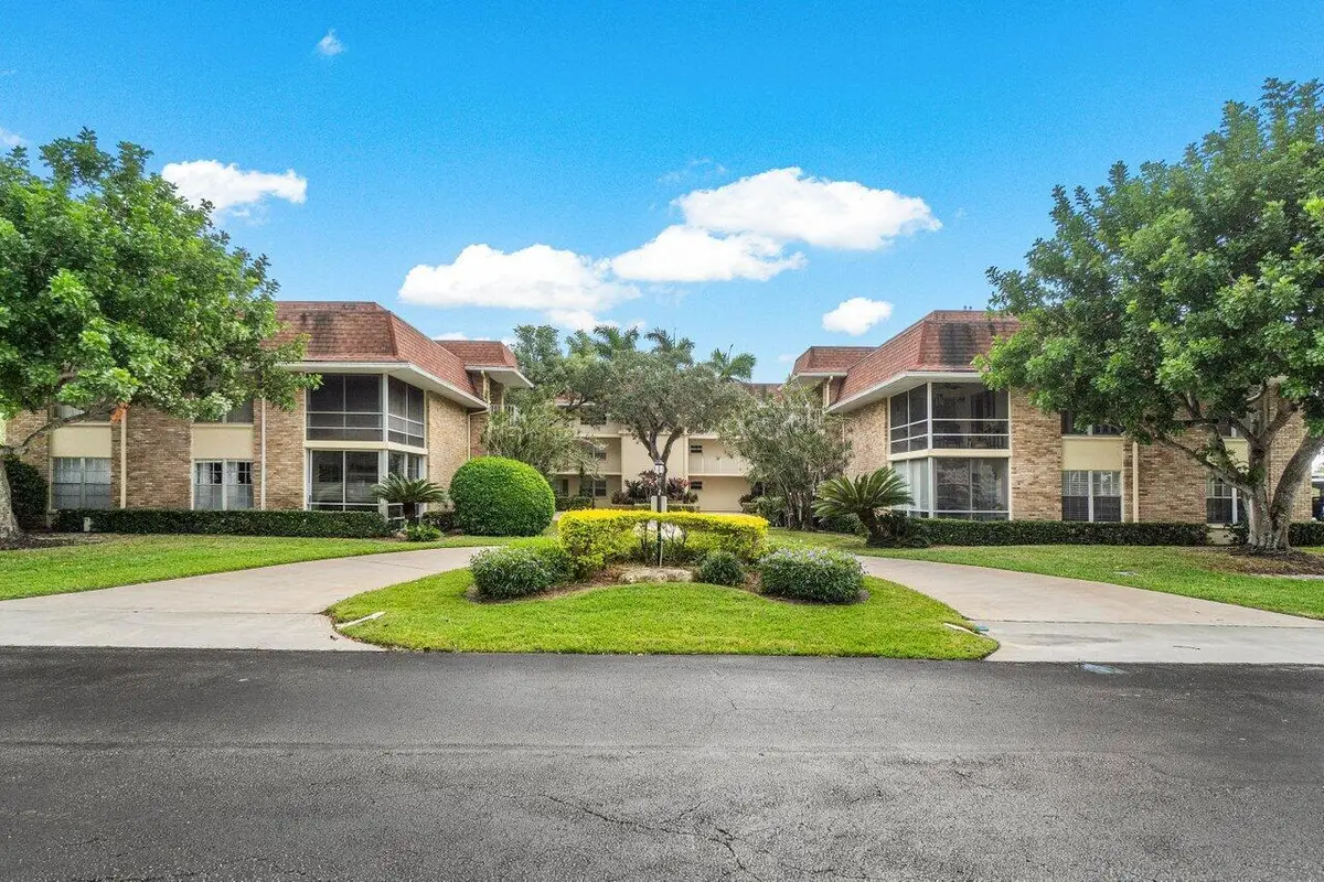 5510 Tamberlane Circle #243, Palm Beach Gardens, FL 33418 - Image #1