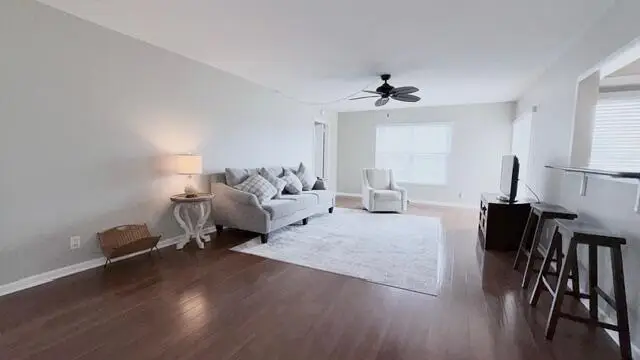 5510 Tamberlane Circle #243, Palm Beach Gardens, FL 33418 - Image #3