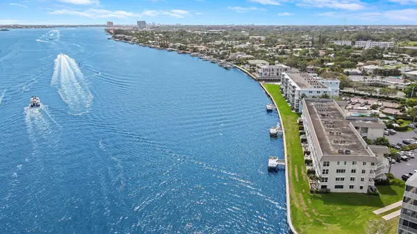 52 Yacht Club Drive #402, North Palm Beach, FL 33408