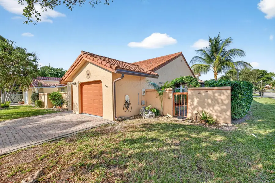 1290 NW 21st Terrace, Delray Beach, FL 33445 - Image #2