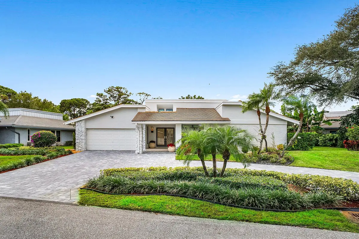 624 Lakewoode Circle W, Delray Beach, FL 33445 - Image #1