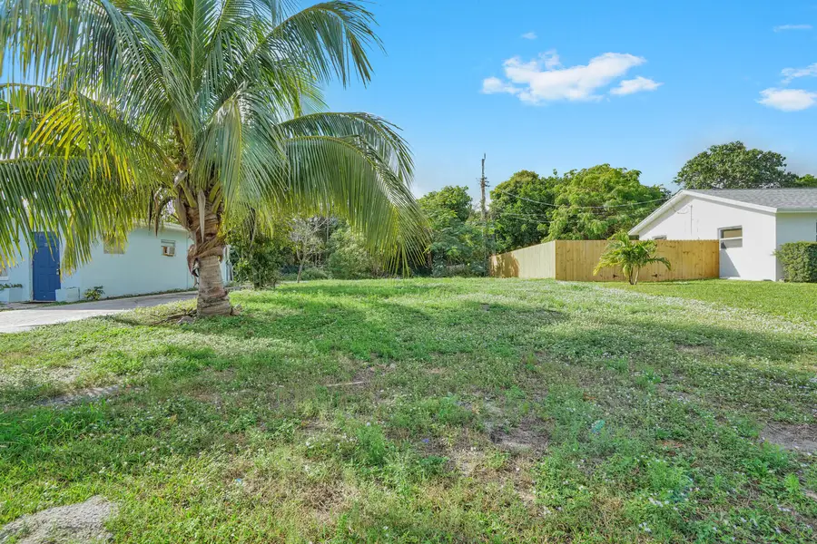 7871 Terrace Road, Lake Worth, FL 33462 - Image #2
