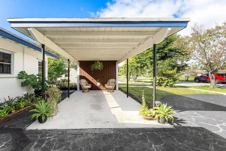 817 Buttonwood Road, North Palm Beach, FL 33408 - Image #2