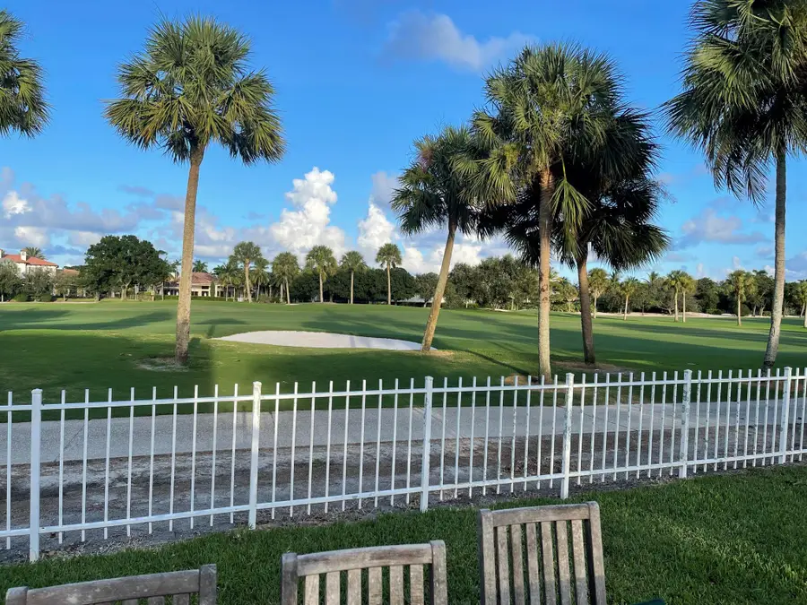 2402 Saratoga Bay Drive, West Palm Beach, FL 33409 - Image #2