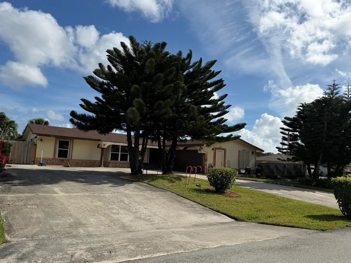 10868 Larch Court, Palm Beach Gardens, FL 33418 - Image #1