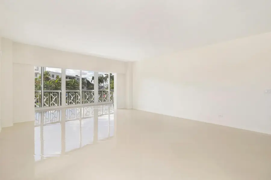 389 S Lake Drive #2h, Palm Beach, FL 33480 - Image #2