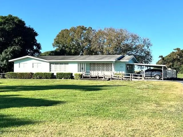 100 Royal Palm Way, Belle Glade, FL 33430 - #1