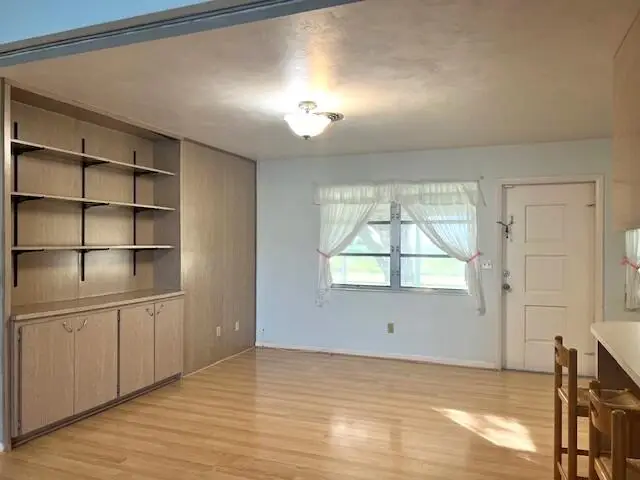 100 Royal Palm Way, Belle Glade, FL 33430 - #2