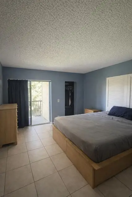 416 Meadows Circle, Boynton Beach, FL 33436 - Image #2