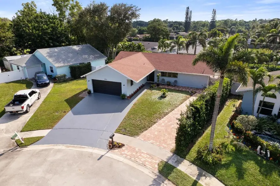 3904 NW Tracewood Lane, Boynton Beach, FL 33436 - #3