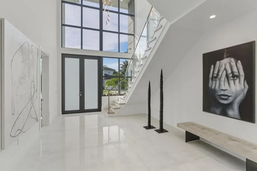 1050 NE 3rd Avenue, Boca Raton, FL 33432 - #2