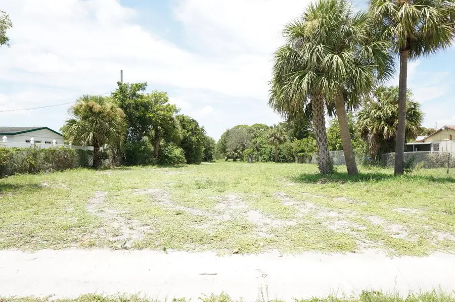 0 S Avenue, Riviera Beach, FL 33404 - #2