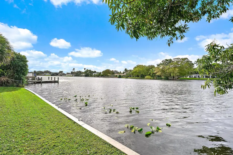 7523 Pine Tree Lane, Lake Clarke Shores, FL 33406 - Image #2