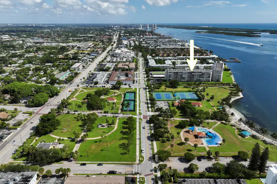 801 Lake Shore Drive #817, Lake Park, FL 33403 - Image #2
