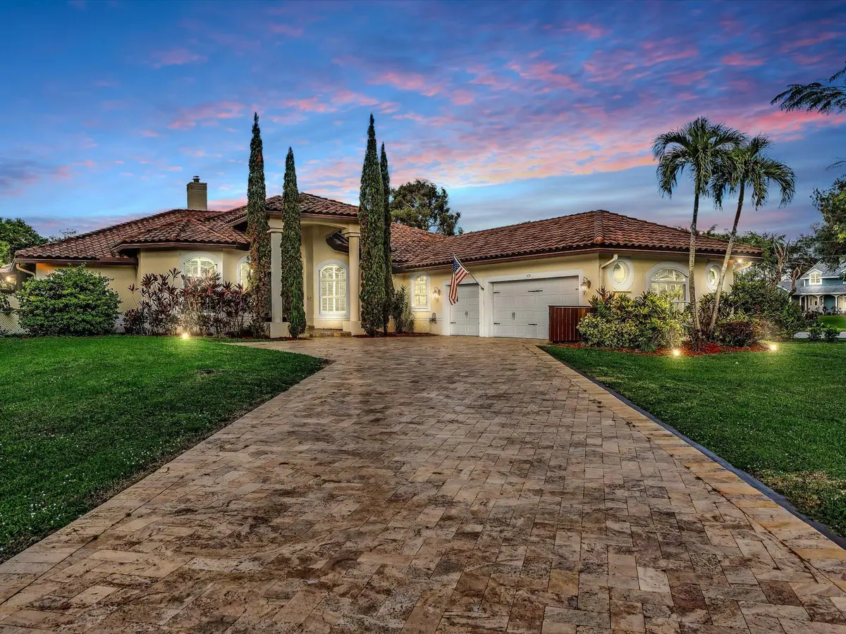 920 NW 122nd Avenue, Plantation, FL 33325 - Image #1