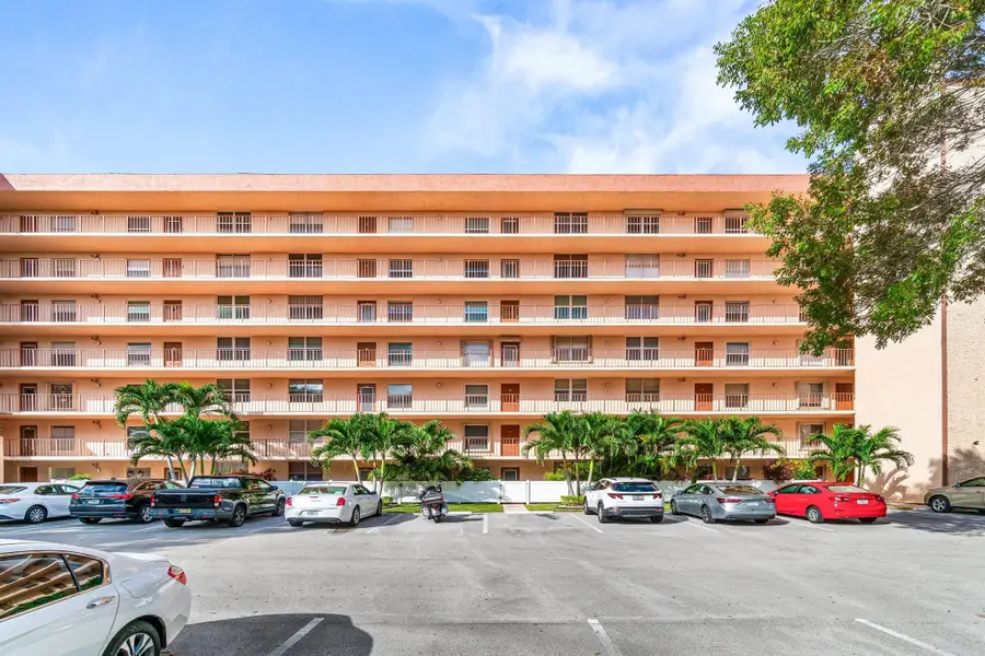 14623 Bonaire Boulevard #608, Delray Beach, FL 33446 - Image #2