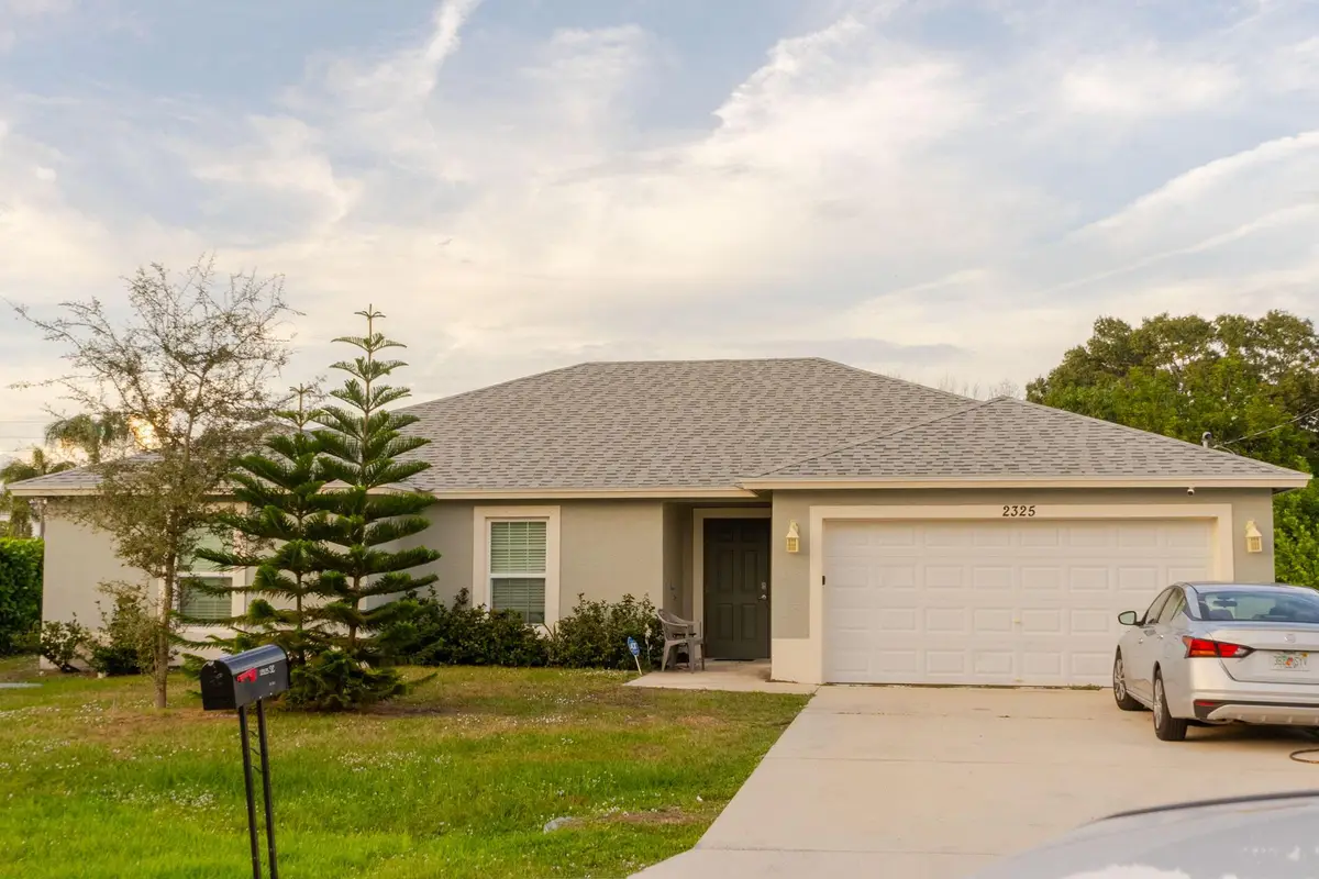 2325 SE Calcutta Circle, Port Saint Lucie, FL 34952 - Image #1