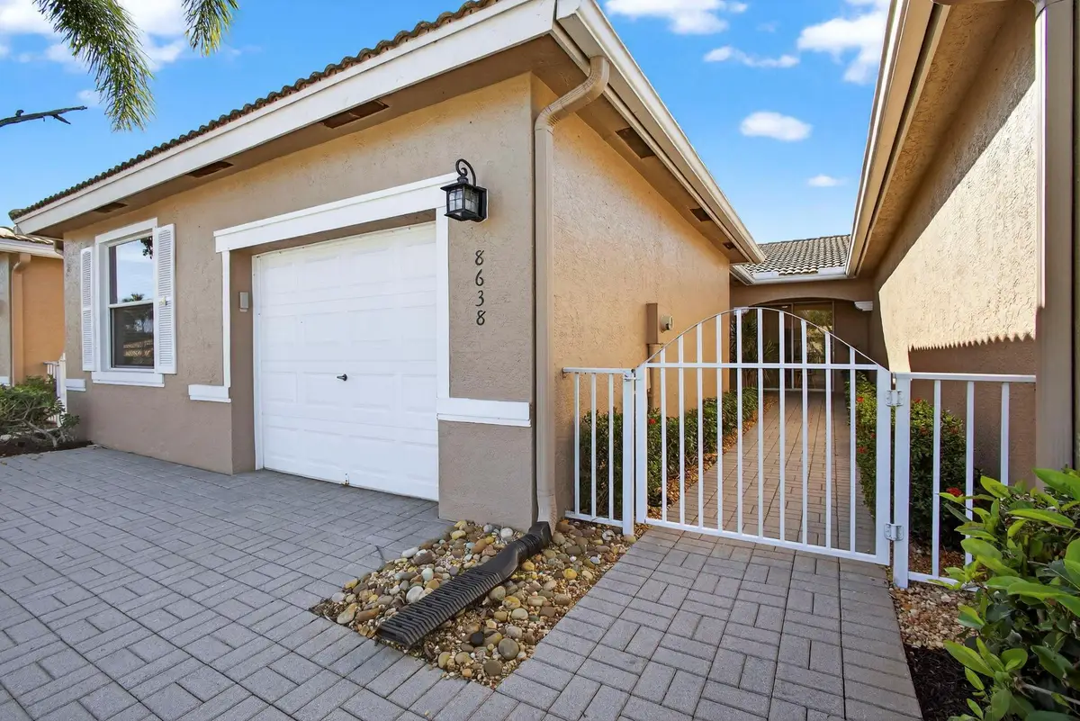 8638 Lineyard Cay, West Palm Beach, FL 33411 - Image #1