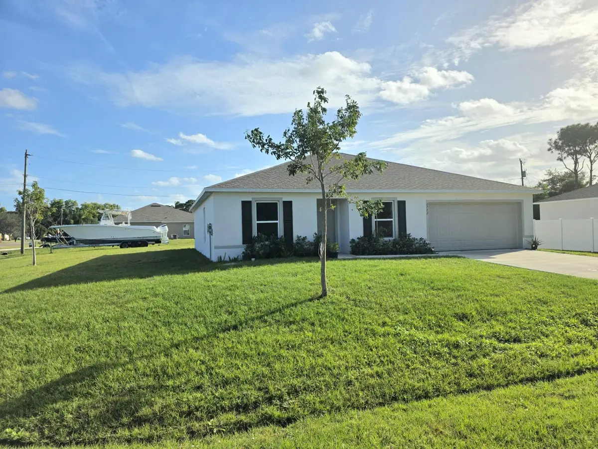 2772 SE Garfield Avenue, Port Saint Lucie, FL 34952 - Image #1