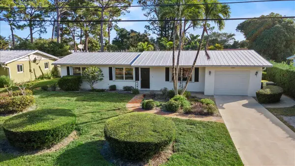 1341 SE Starfish Lane, Stuart, FL 34996