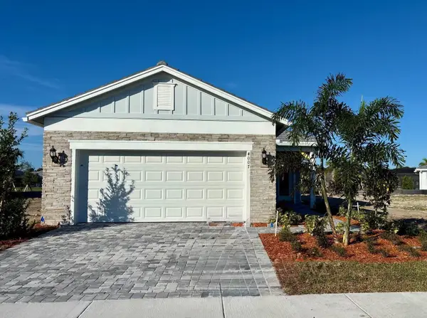 4007 Russell Court #Compass 137, Vero Beach, FL 32960