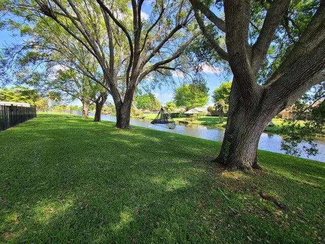 159 Santiago Street, Royal Palm Beach, FL 33411 - #2