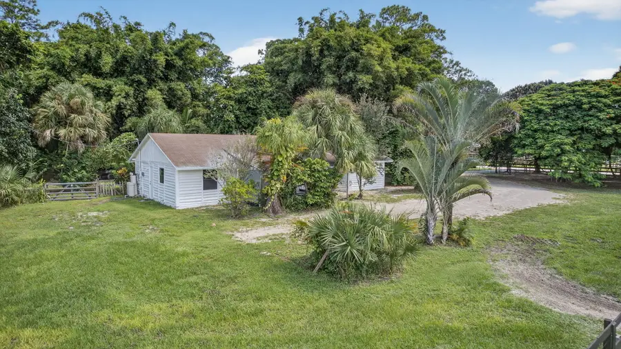 2340 B Road, Loxahatchee Groves, FL 33470 - #2