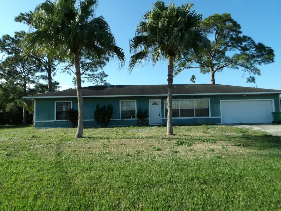 682 NW Cardinal Drive, Port Saint Lucie, FL 34983 - Image #3