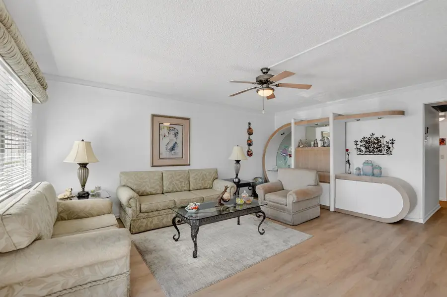 112 Richmond A #A, Deerfield Beach, FL 33442 - Image #2