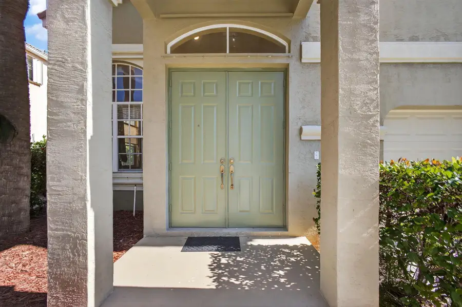 2008 Reston Circle, Royal Palm Beach, FL 33411 - Image #2