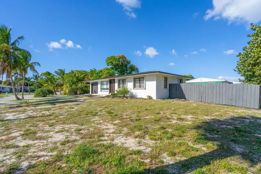 1908 Moor Drive, Lake Worth Beach, FL 33461 - Image #2