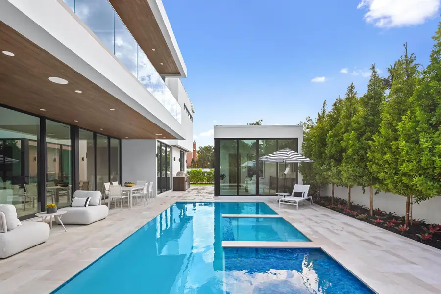 1099 NE 4th Avenue, Boca Raton, FL 33432 - Image #3