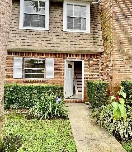 413 N Cypress Drive #4, Tequesta, FL 33469