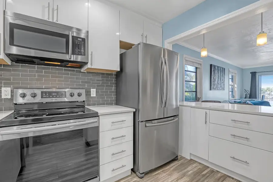 531 W Kalmia Drive #2, Lake Park, FL 33403 - Image #3