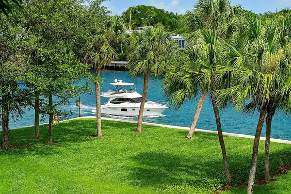 100 SE 5th Avenue #302, Boca Raton, FL 33432