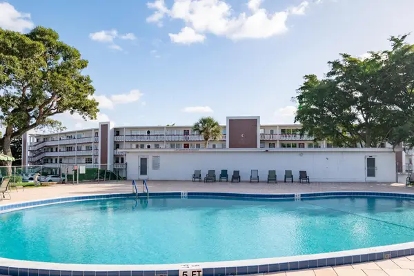 303 Greenbrier C, West Palm Beach, FL 33417