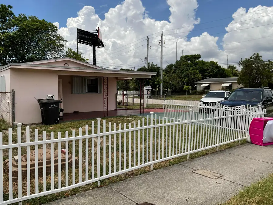 2100 Mercer Avenue, West Palm Beach, FL 33401 - #3