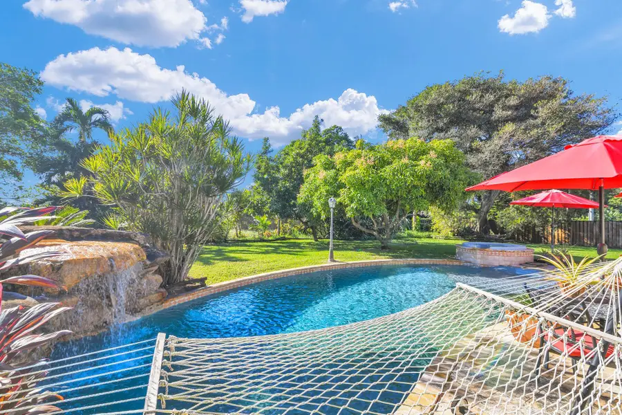 916 Roberts Road, Delray Beach, FL 33483 - Image #3