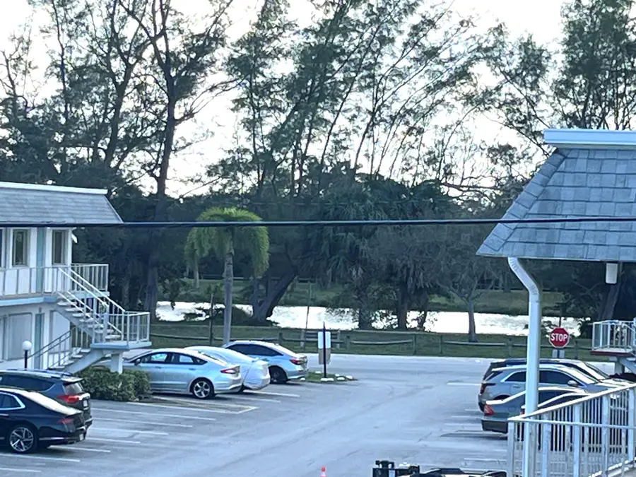 2840 Cynthia Lane #207, Lake Worth Beach, FL 33461 - Image #3